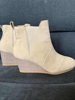 Toms Beige Suede Wedge Ankle Boots